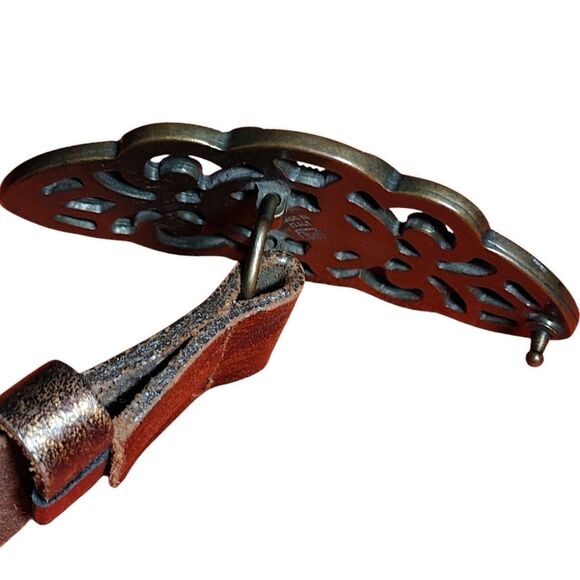 Streets Ahead Metallic Leather Belt with Ornate Buckle / Rhinestones, Medium - Picture 7 of 12